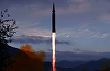 Coreea de Nord anunţă că a testat cu succes o rachetă planoare hipersonică, Hwasong-8, care ”se află în faza iniţială a dezoltării, iar desfăşurarea acesteia va dura enorm de mult timp”, apreciază Seulul