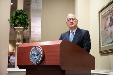 Ambasadorul Franţei Philippe Etienne revine la Washington, în urma crizei submarinelor australiene