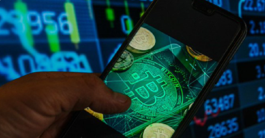Valoarea bitcoin creşte fulgerător cu 10%, la 47.200 de dolari, după ce preşedintele Fed Jerome Powell declară în Congres că nu intenţionează să interzică criptomonedele, în urma deciziei Chinei de a limita creşterea acestor active digitale