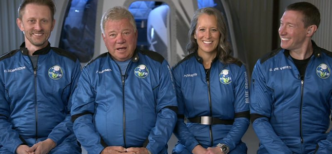 UPDATE. New Shepard a Blue Origin, al doilea zbor cu echipaj uman - Actorul William Shatner, cea mai vârstnică persoană care ajunge în spaţiu - VIDEO