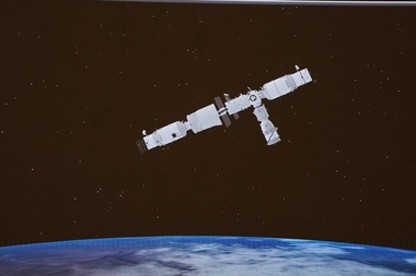 Vehiculul Shenzhou-13 a ajuns pe Staţia Spaţială Chineză - VIDEO