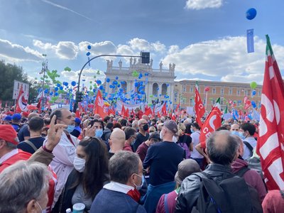 Manifestaţie masivă împotriva neofasciştilor la Roma