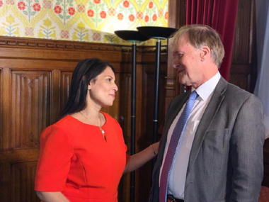 Guvernul britanic examinează o protecţie poliţistă a deputaţilor după asasinatul terorist al deputatului conservator David Amess