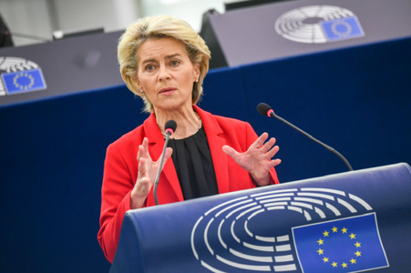 Ursula von der Leyen avertizează în Parlamentul European că va acţiona pentru a apăra ”valorile comune” ale Uniunii Europene, după contestarea primatului dreptului european în Polonia, Mateusz Morawiecki denunţă un ”şantaj”