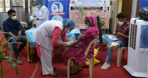 India anunţă că a administrat un miliard de doze de vaccin împotriva covid-19