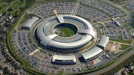 Amazon încheie un contract de stocare de date în cloud, prin filiala AWS, cu serviciile britanice de informaţii GCHQ, Mi5, Mi6 şi agenţii de la Ministerul Apărării, estimat la până la un miliard de lire sterline în zece ani