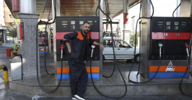 Pană generală a distribuţiei de carburant în Iran, în urma unui atac cibernetic, anunţă Consiliul Suprem al Securităţii Naţionale