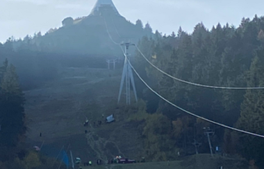Un mort într-un accident de teleferic în nordul Cehiei, după ce o telecabină se desprinde de pe cablu şi cade