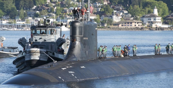 Submarinul nuclear american USS Connecticut, avariat în Marea Chinei după ce s-a lovit de un munte submarin care nu figurează pe hărţi