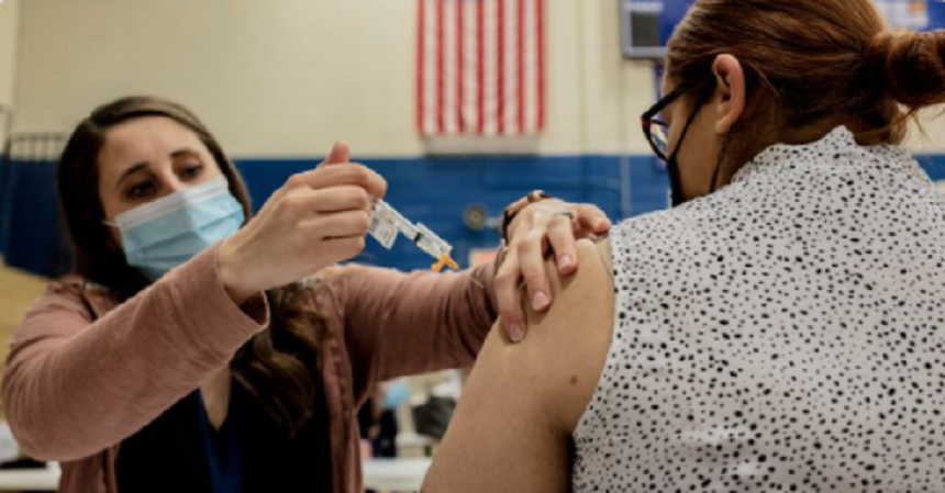 Două treimi din forţa de muncă din SUA, obligate să se vaccineze împotriva covid-19 până la 4 ianuarie, anunţă administraţia americană