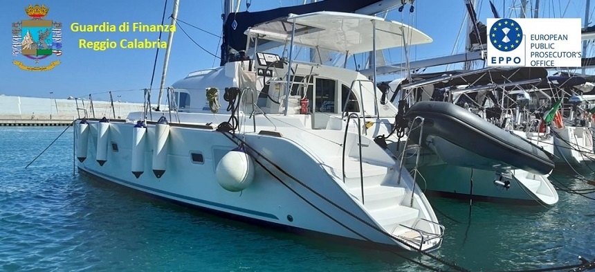 Catamarane şi veliere achiziţionate cu fonduri europene, confiscate de Parchetul European şi Garda Financiară italiană 