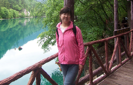 ”Jurnalista cetăţeană” chineză Zhang Zhan, condamnată cu privire la acoperirea crizei covid-19 la Wuhan, aflată în greva foamei şi hrănită cu forţa, se află pe moarte