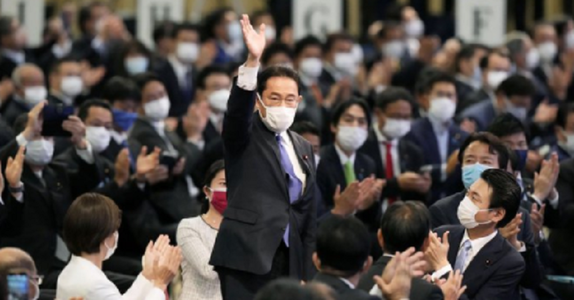 Fumio Kishida, reales prim-ministru al Japoniei