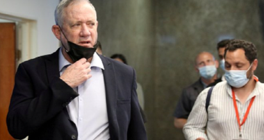 Un tânăr care-i făcea curăţenie acasă ministrului israelian al Apărării Benny Gantz, Omri Goren Gorochovsky, acuzat de spionaj în favoarea Iranului
