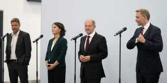 Partidul Social Democrat, Verzii şi Partidul Liberal încheie un acord de guvernare în Germania