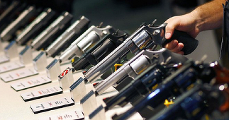 The Economist: Penurie de muniţie în SUA, din cauză că producătorii de armament nu mai pot satisface cererea