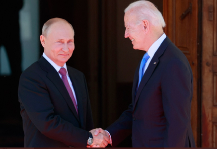 Kremlinul speră ca Putin să discute cu Biden într-o reuniune video până la sfârşitul anului; mişcările de trupe de la frontiera cu Ucraina ar avea scopul să conducă la un nou summit Putin-Biden, susţin surse ruseşti