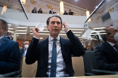Fostul cancelar austriac Sebastian Kurz se retrage din viaţa politică