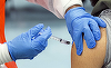 Un italian din Piemont încearcă să se vaccineze anticovid într-un braţ fals de silicon, pentru a obţine certificatul sanitar