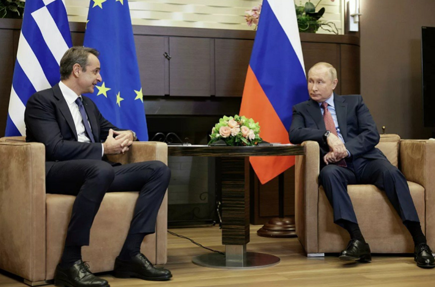 Rusia ”are dreptul să-şi apere securitatea”, apreciază Putin, într-o conferinţă cu premierul grec Kyriakos Mitsotakis, la Soci, după summitul virtual cu Biden privind Ucraina, susţinută de NATO