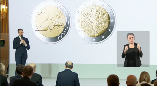 O nouă monedă de doi euro urmează să fie pusă în circulaţie cu ocazia preşedinţiei franceze a UE, la împlinirea a 20 de ani de către moneda unică