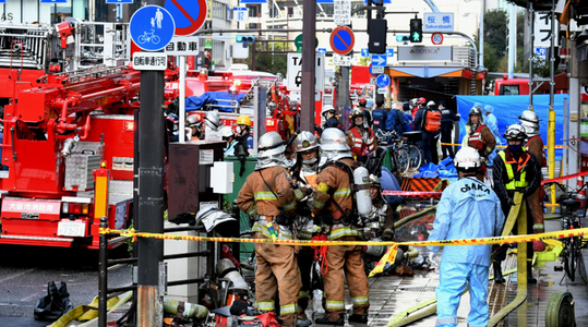 Cel puţin 27 de morţi în Japonia, într-un incendiu într-un imobil la Osaka