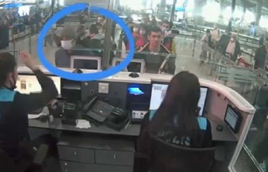 Diplomat american, arestat în Turcia, după ce furnizează un fals paşaport unui sirian care voia să se ducă în Germania în schimbul a 10.000 de dolari