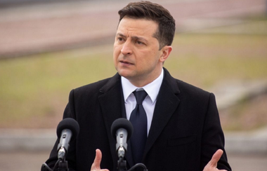 Volodimir Zelenski, convocat la audieri la Curtea Supremă ucraineană, în urma unei plângeri a fostului preşedinte Petro Poroşenko