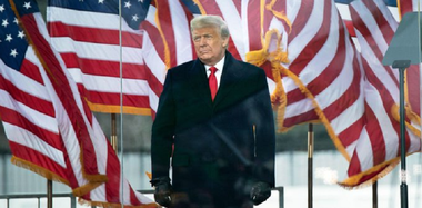 Trump cere Curţii Supreme a SUA să blocheze transferul de documente de la Casa Albă Comisiei parlamentare care anchetează asaltul de la Capitoliu