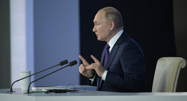 Moscova anunţă încheierea unor manevre militare în apropierea Ucrainei şi în sudul Rusiei; stare de alertă ridicată, în timpul sărbătorilor, în instalaţiile militare din Districtul Militar de Sud şi nouă desfăşurare de trupe