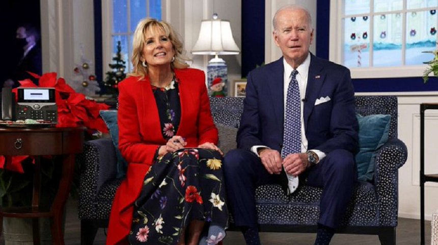 Biden, insultat într-o convorbire de Crăciun de către un bărbat, care-i spune "Let's go Brandon!", un slogan al suţinătorilor lui Trump; un fragment al convorbirii, viral pe Internet