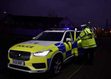 Marea Britanie: Un bărbat a fost arestat după ce a pătruns înarmat în zona Castelului Windsor, unde se află şi regina Elisabeta a II-a a Marii Britanii