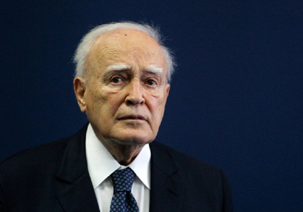 Fostul preşedinte grec Karolos Papoulias moare la vârsta de 92 de ani