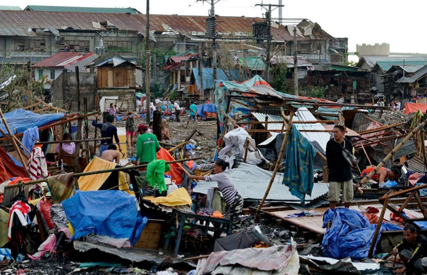 Bilanţul victimelor taifunului Rai în Filipine creşte la 388 de morţi; unele dintre zonele sinistrate, ameninţare de izbucnirea unei epidemii de gastro-enterită