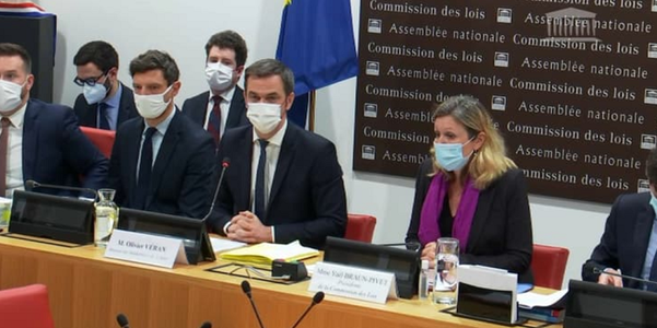 Bilanţul zilnic covid-19 depăşeşte pragul de 200.000 de cazuri pentru prima oară în Franţa; ministrul francez al Sănătăţii Olvier Veran evocă în Parlament un ”tsunami” omicron
