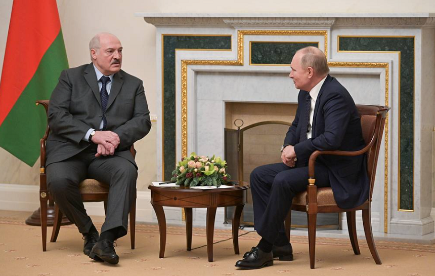 Putin şi Lukaşenko convin să continue cooperarea ruso-belarusă în industria aeronautică