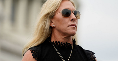 Contul de Twitter al controversatei alese republicane Marjorie Taylor Greene, o aprigă susţinătoare a lui Trump, închis de Twitter în mod permanent, după ce evocă fără dovezi ”un număr extrem de mare de morţi din cauza vaccinului împotriva covid”