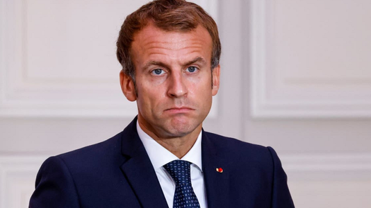 Macron doreşte foarte mult să-i ”calce pe nervi” pe nevaccinaţi ”până la capăt” şi inflamează clasa politică