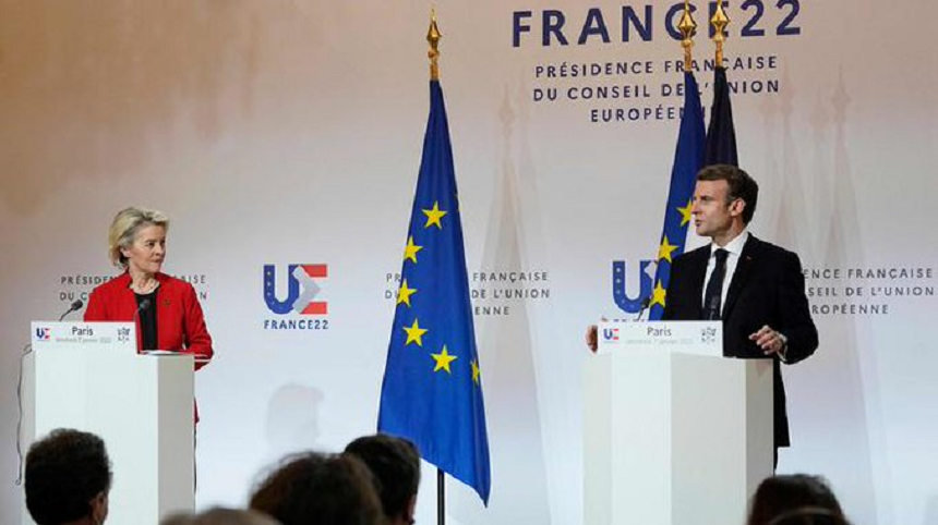 UE trebue să se afle la masa negocierilor între Rusia şi SUA privind securitatea Europei şi criza ucraineană, subliniază Macron şi von der Leyen la lansarea preşedinţiei franceze a UE