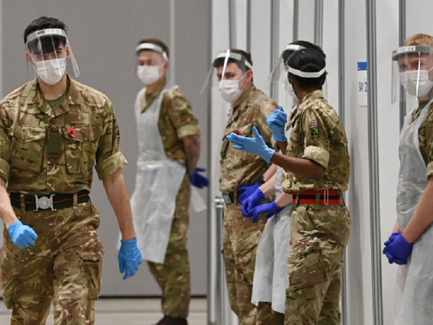 Aproximativ 200 de militari, desfăşuraţi în spitalele din Londra, pentru a acoperi lipsa personalului bolnav de covid-19