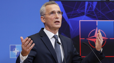 Secretarul general al NATO Jens Stoltenberg constată, în urma unei reuniuni a Consiliului NATO-Rusia, ”diferenţe majore” cu Moscova privind securitatea Europei, însă rămâne deschis dialogului