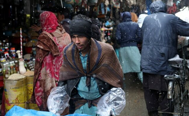 Uniunea Europeană îşi restabileşte ”o prezenţă minimă” în Afganistan