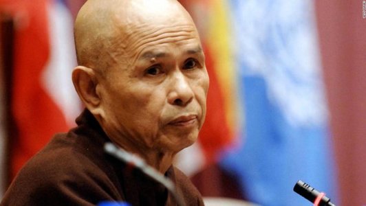 Thich Nhat Hanh, influent călugăr budist vietnamez şi considerat părintele mindfulness, a murit la 95 de ani