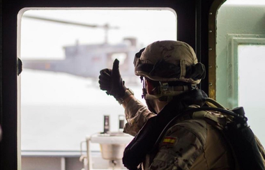 NATO anunţă că trimite avioane şi nave în Europa de Est pentru a consolida apărarea flancului de Est; Franţa, pregătită să trimită trupe în România