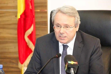 Junta din Mali îl expulzează pe ambasadorul Franţei Joël Meyer
