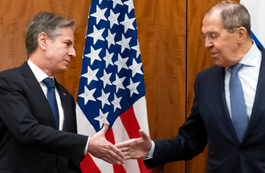 Blinken îndeamnă Rusia, într-o convorbire la telefon cu Lavrov, ”să retragă trupele ruse de la frontiera Ucrainei”
