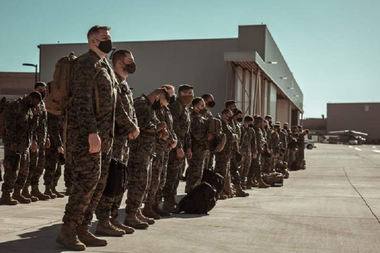 Forţele terestre americane anunţă că încep să dea afară peste 3.000 de militari care nu s-au vaccinat obligatoriu