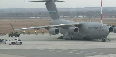Un contingent de 1.700 de militari americani din cadrul celei de-a 82-a Divizii Aeropurtate, sosit în Polonia, desfăşurat în sud-est, pe flancul de est al NATO