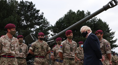 Londra plasează în alertă 1.000 de militari, în cazul unei ”crize umanitare” în dosarul ucrainean