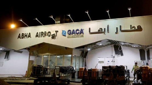 Doisprezece răniţi pe aeroportul din Abha, în sud-vestul Arabiei Saudite, în urma distrugerii unei drone